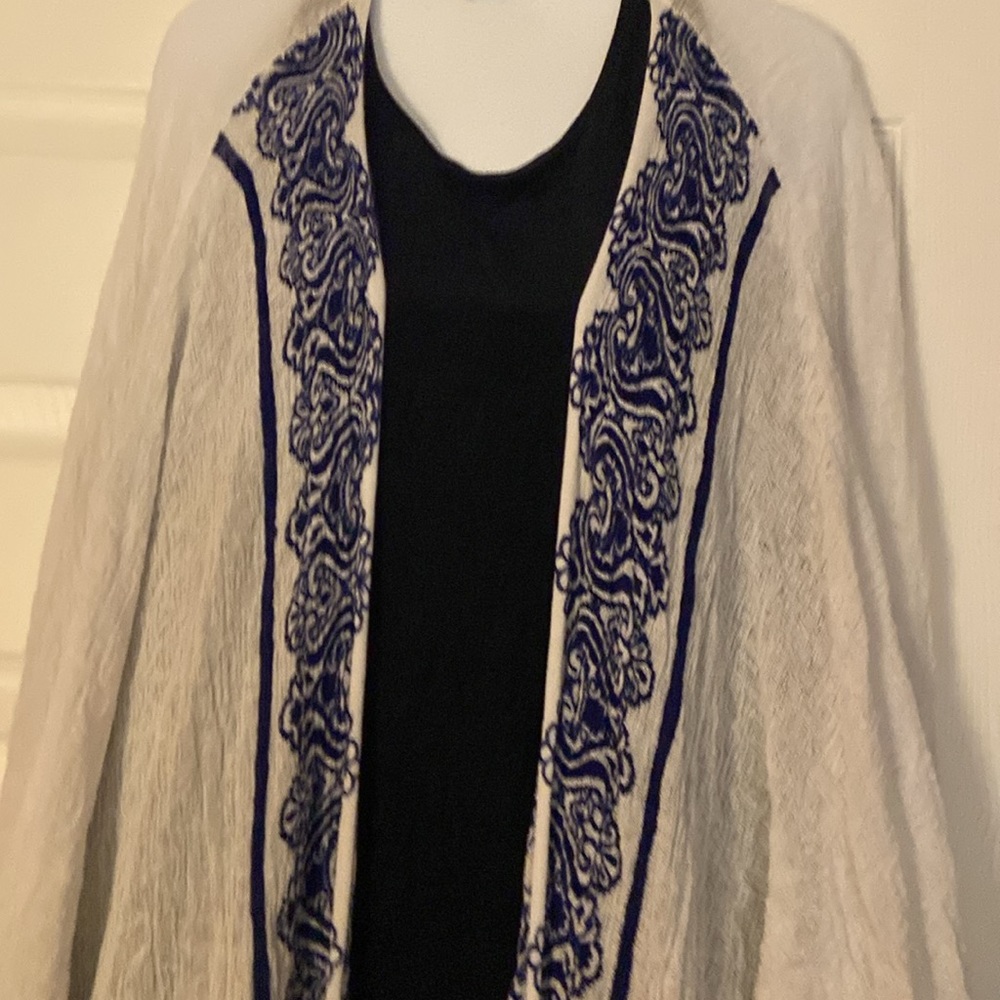 Chico's Lightweight Long Knit Cardigan/cover Up - Picture 2 of 9